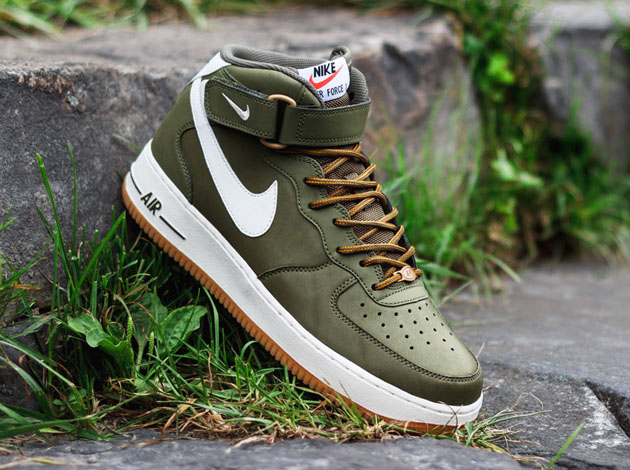olive green uptowns